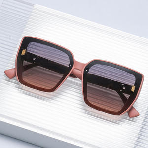 Rg 99034 Gafas de sol con montura grande para mujer, montura negra de PC, protección UV400, clase 2, estilo europeo - Product Image 3
