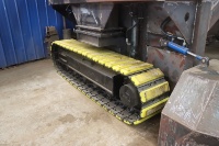 Maxton Windrow Crawler Compost Turner : Machine de retournement de compost et d'engrais de type chenillé, facile à utiliser, pour la fermentation du fumier animal