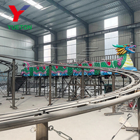 Fabricant chinois Attraction foraine Carnaval Jeu Rollercoaster Ride 16 Sièges Slide Dragon Wagon Train Mini Roller Coaster