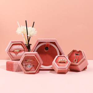 Hot Selling Hexagonal Velvet Ring Box Factory Multi-color Spot Wholesale Velvet Fashion Proposal Diamond Ring Box Jewelry Box