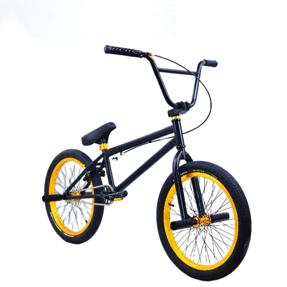 Noir mat avec de l'or