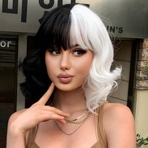 Peluca de Mujer Corta y Rizada Negra y Blanca de Bruja, Estilo Halloween, Personalidad de Moda, Popular en <span class=keywords><strong>Internet</strong></span>, Gran Venta - Product Image 5