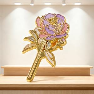 Broche de metal esmaltado pintado a medida al por mayor, hebilla de mariposa, etiqueta de nombre en relieve, insignia de medalla de honor para decoración de ropa - Product Image 4