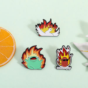 Lustige flammende Spud Emaille Pin Feuer Kartoffel mit Zitat das würzige Brosche Schmuck Geschenk für Freunde Großhandel - Product Image 2