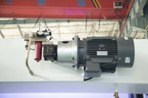 Perangkat lunak pemrograman rem tekan CNC disinkronkan dengan <span class=keywords><strong>database</strong></span> mesin lipat hidrolik untuk konsistensi bengkok - Product Image 4