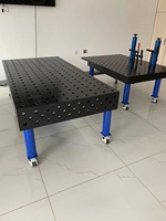 Table de soudage en acier moulé nitruré TKrobot 2D 3D avec échelles de mesure et accessoires