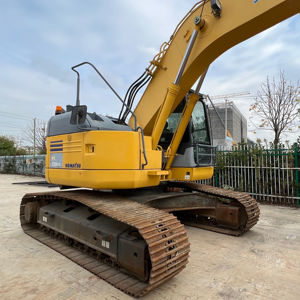 รถขุดมือสอง KOMATSU PC228US สำหรับขาย - Product Image 1