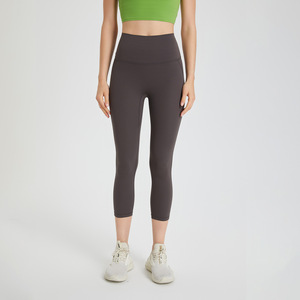 Wholesale Women's High Waist Capri Yoga Leggings Butt Lifting 7/8 Workout Pants No Camel <b>Toe</b> Buttery Soft Running Activewear - Product Image 3