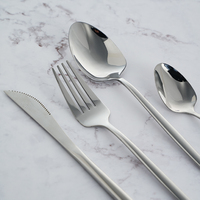 Ensemble de table à manger à prix de gros style européen ensembles de vaisselle de mariage en acier inoxydable Offre Spéciale pour mariage