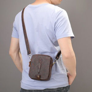 2025 Trendige Modische Herren-Handtasche aus Neuer Oberschicht-Rindsleder mit Krokodilmuster Schultertasche - Product Image 2