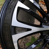 Jantes forgées monobloc multi-rayons noires brillantes usinées, 16, 17, 18, 19, 20 pouces, 5 trous, logo personnalisé
