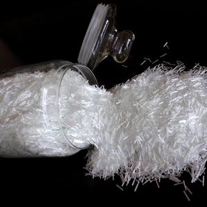 Vente chaude Prix d'usine 16,5% Zro2 Brins de fibre de verre hachés E-glass Brins de fibre de verre hachés AR pour GRC / Béton / <span class=keywords><strong>Ciment</strong></span> - Product Image 1