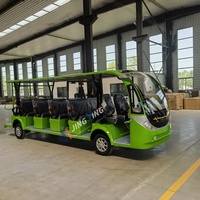 Bus touristique contemporain de 17 places - Véhicule grand format vert Nouveau style Choix de transport spécial