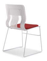 Chaise de bureau de style réunion d'affaires moderne au design simple avec pieds en acier, chaise de conférence empilable, chaise de formation
