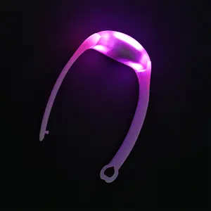 Festival prodotti promozionali Cool Tech gadget bagliore lampeggiante braccialetti LED Silicone RGB