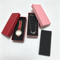 Boîte cadeau rectangulaire de luxe en carton rigide réutilisable pour montre et collier avec insert en éponge
