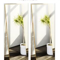 Miroir sur pied moderne personnalisable en alliage d'aluminium doré, grand format, pour maquillage et dressing – Miroir tendance