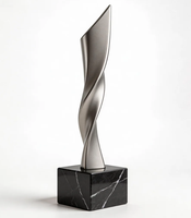 Trophées, médailles et plaques sportives personnalisés en céramique, découpés, imprimés, gravés, finition effet cristal écologique