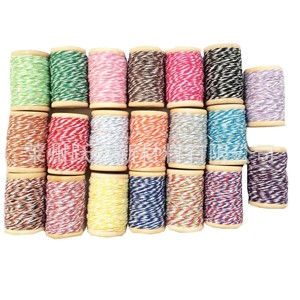 Cuerda de algodón fino de 1 mm al por mayor de fábrica para etiquetas coloridas DIY hechas a mano, cuerda para atar zongzi, eje de madera de 30 metros - Product Image 1