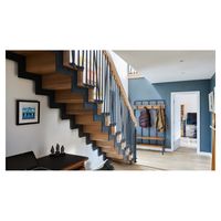 Maßgefertigte Langlebige Moderne Villa Innen-LED-Beleuchtung Treppen Massivholzstufen Glasgeländer Gerade Treppe für Hotel Apartment