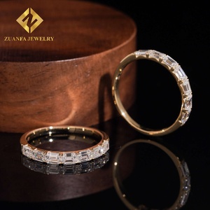Anillo de Diamante Cultivado en Laboratorio con Corte Esmeralda de Zuanfa Jewelry, Banda de Media Eternidad de Oro de 10K, Joyería Fina para Mujer, Anillo de Boda - Product Image 1
