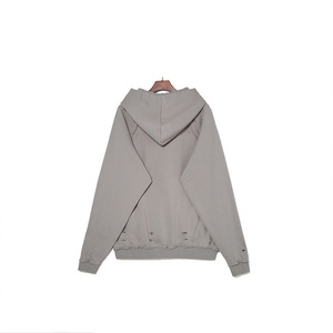 Sweat à capuche zippé pour homme, lourd, personnalisé, lavage intensif et effet délavé, avec trous - Product Image 6