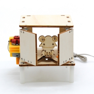 OKYN-G5563 ของเล่นเพื่อการศึกษา STEM แบบลงมือทำ ชุดทดลองวงจรไฟฟ้า DIY แบบจำลองกบกระโดดกลไกไม้ - Product Image 1