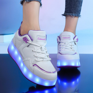 Chaussures à roulettes lumineuses pour enfants, en EVA, avec lumières LED, pour usage extérieur - Product Image 2