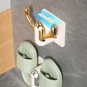 Estante de lujo para zapatillas de baño, estante de almacenamiento montado en la pared sin necesidad de taladro, diseño rectangular duradero para comercio electrónico transfronterizo - Product Image 1