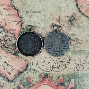 Strahlender Sonnenstrahl Runder Fassungsanhänger Rohling mit Einzelschlaufe für Cabochon-Fassung für Foto-Medaillons zum Basteln - Product Image 6
