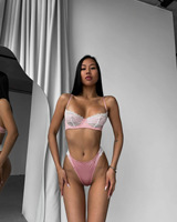 Set Lingerie Wanita Seksi Berkualitas Tinggi, Bra dan Celana Dalam Transparan dengan Renda Bunga, Cup Kawat Ultra Tipis, Grosir OEM
