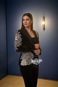 เสื้อแจ็กเก็ตเบลเซอร์ผ้าทอที่ทันสมัยสำหรับผู้หญิงแขนยาวทรงเงาคมชัดดูอเนกประสงค์สำหรับทุกโอกาสผู้จำหน่ายอินเดีย - Product Image 3