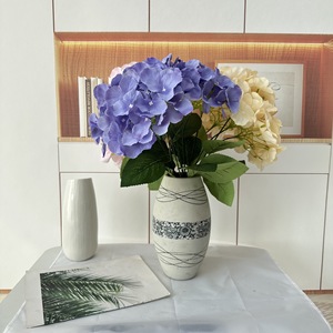 Fleurs d'hortensia simulées, 5 fourches, pétales larges, fleurs artificielles en soie pour décoration de mariage et de maison, plusieurs couleurs disponibles - Product Image 1