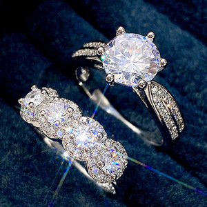Conjunto de anillos brillantes para parejas, regalo romántico de San Valentín para mujeres, joyería elegante y a la moda - Product Image 2