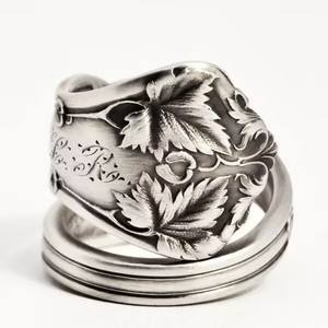 H328 Anelli Nuziali Vintage in Acciaio Inossidabile con Motivo Vegetale, Gioielli Unisex alla Moda - Product Image 2