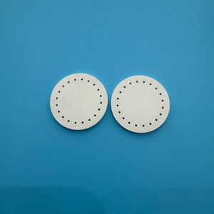 Disque perforé rond en nitrure de bore pyrolytique (PBN) de haute pureté, usiné avec précision, plaque isolante en céramique BN - Product Image 1