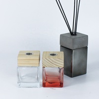 Contenant diffuseur en verre de parfum pour la maison, 7 pièces, usine chinoise, personnalisé, différentes tailles, couvercle en bois naturel