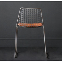 Silla de Comedor de Alambre Metálico WILLOW, Color Personalizado con Recubrimiento en Polvo |   Muebles de Exterior para Restaurantes Industriales |   Asiento Acolchado para Cafetería o Bistro