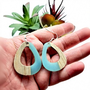 Nouvelles Boucles d'Oreilles Clous Métalliques Tendance et Élégantes 2026 pour Unisexe, Accessoires de Bijoux de Haute Qualité en Gros pour Mariage et Fête pour Femme - Product Image 6