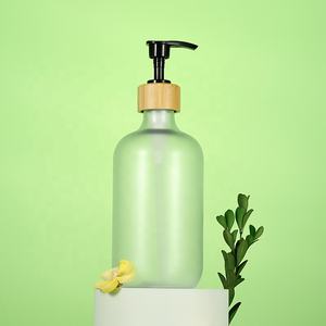 Botella de plástico PET transparente esmerilado de 500ml, bomba de loción negra, tapa de bambú, embalaje cosmético serigrafiado - Product Image 5