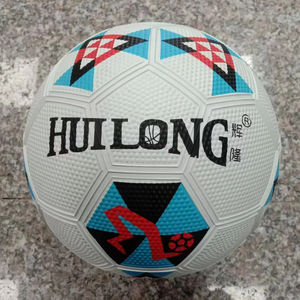 Ballon de football professionnel en caoutchouc résistant à l'eau à haute élasticité pour une pratique intensive et des jeux de ligue - Product Image 4