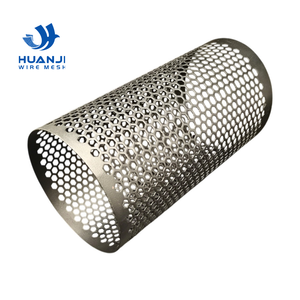 Tube perforé en acier galvanisé pour filtration extérieure - Product Image 6