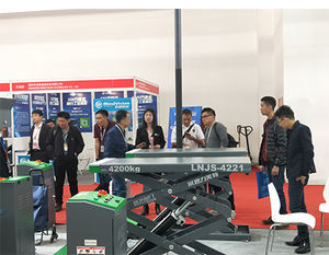 <span class=keywords><strong>Lift</strong></span> Hidrolik <span class=keywords><strong>Scissor</strong></span> In-Ground 3500/4200kg Tipe Tersembunyi di Lantai untuk Mobil Kecil Model Uniliner Tinggi Angkat 2100mm 2200mm Garansi 10 Tahun - Product Image 3