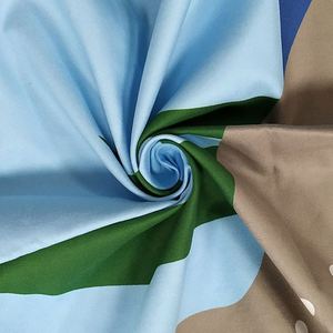 Serviette de plage en microfibre imprimée sur mesure pour enfants, séchage rapide, anti-sable, avec sac pratique – Idéale pour l'été - Product Image 3