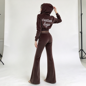 Tuta da <span class=keywords><strong>Donna</strong></span> Personalizzata in <span class=keywords><strong>Velluto</strong></span> con Strass, Set con Felpa a Maniche Lunghe e <span class=keywords><strong>Pantaloni</strong></span>, Abbigliamento Sportivo Casual, Loungewear Invernale Elegante - Product Image 3