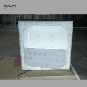 Expositor <span class=keywords><strong>de</strong></span> Lona Impresa a Gran Escala con <span class=keywords><strong>la</strong></span> <span class=keywords><strong>Tabla</strong></span> <span class=keywords><strong>Periódica</strong></span> <span class=keywords><strong>de</strong></span> los Elementos e Iluminación para Cajas <span class=keywords><strong>de</strong></span> Luz Publicitarias en Exteriores - Product Image 3