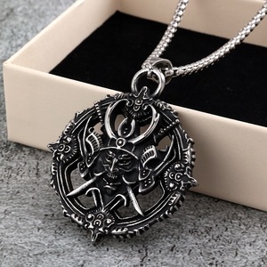 Colgante de Acero Inoxidable para Hombre, Diseño de Espada y Casco de Samurái Japonés Hannya, Joyería de Moda, Regalo - Product Image 2