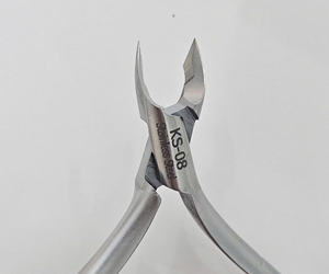 Pince à cuticules en acier inoxydable au prix d'usine, coupe-cuticules pour ongles, outil de manucure et de pédicure de qualité salon pour l'exportation - Product Image 4