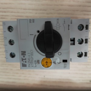 Interruptor Automático de Caja Moldeada Eaton PKZM0-6.3 de 3 Polos, 6.3A, Montaje en Riel DIN - Product Image 4