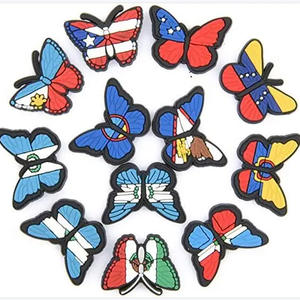 Nueva comida bebida aperitivo diseñador de lujo zuecos encantos zapatos Decoración Accesorios goma perla con hebilla botón decoraciones - Product Image 4